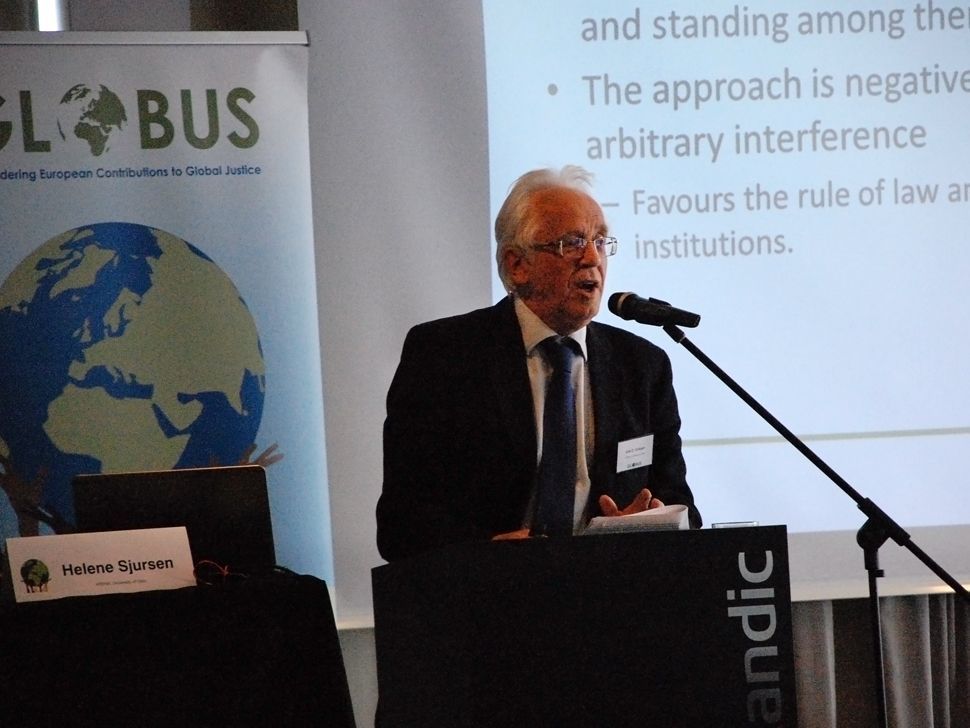 Erik O. Eriksen (ARENA) introducing the three dimensions of justice of the GLOBUS project: justice as non-dominance, impartiality, and mutual recognition.