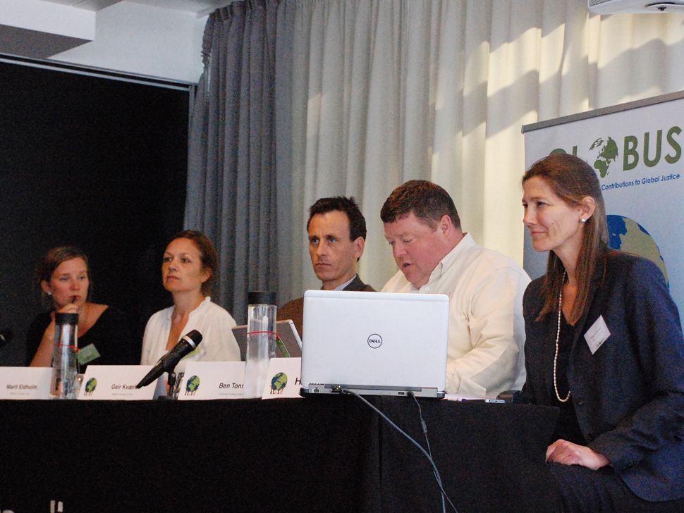 From left: Johanne Døhlie Saltnes, Marit Eldholm, Geir Kværk (all ARENA), Ben Tonra (UC Dublin), and Helene Sjursen (ARENA), during the conference&#39;s&amp;#160;final&amp;#160;session.